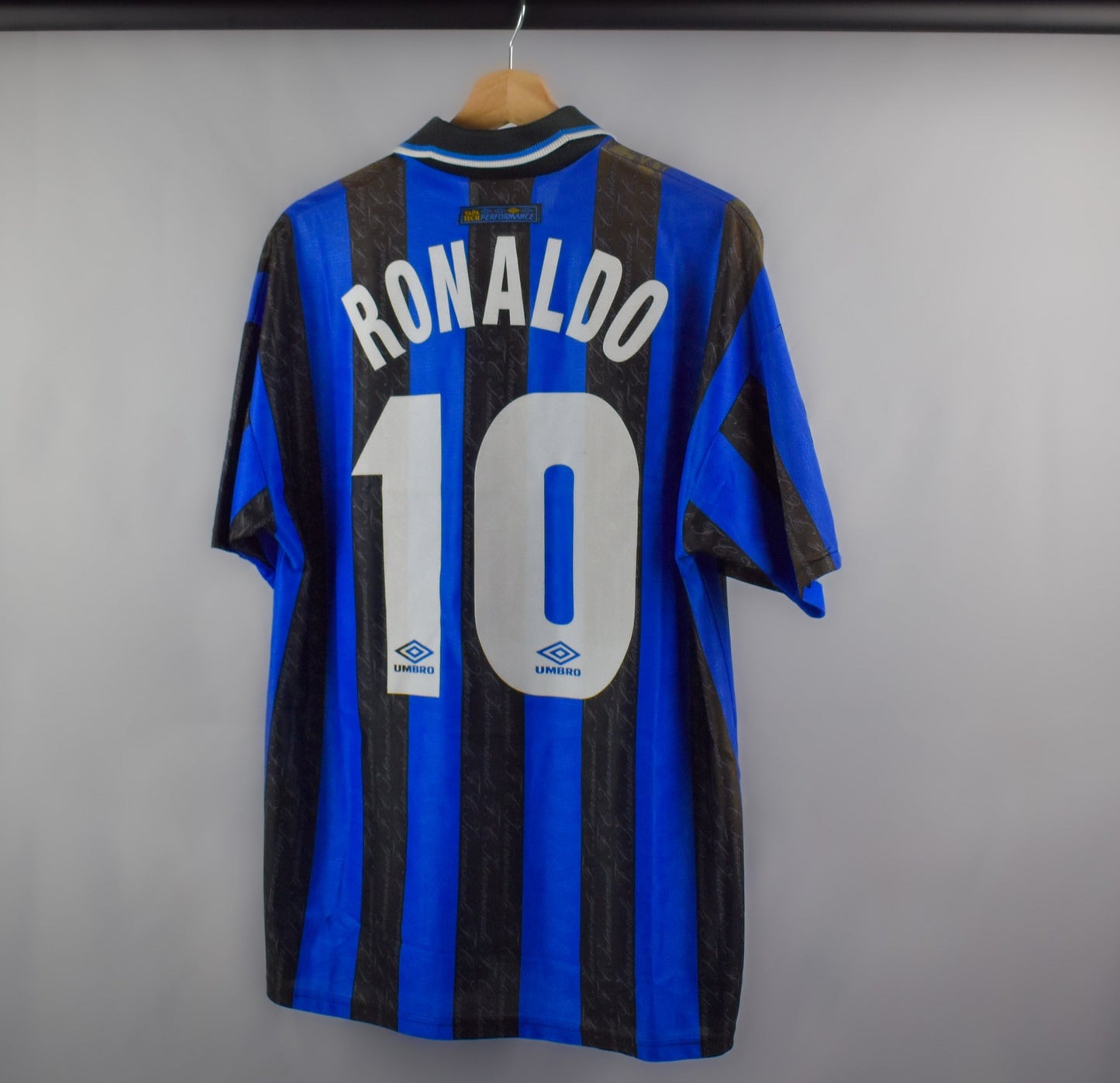 1997/98 Inter Milan home (RONALDO #10) shirt-M