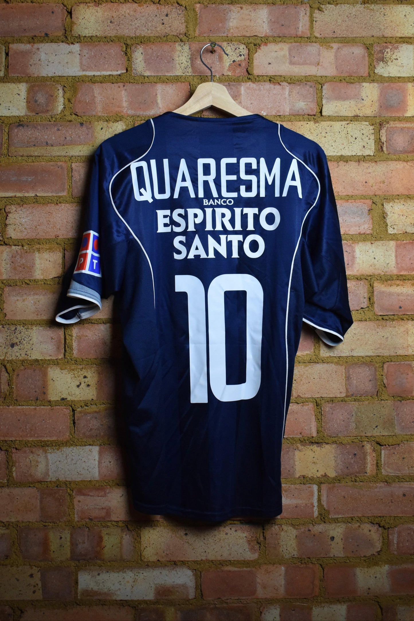 2004/05 Porto away shirt * QUARESMA #22 *- XL