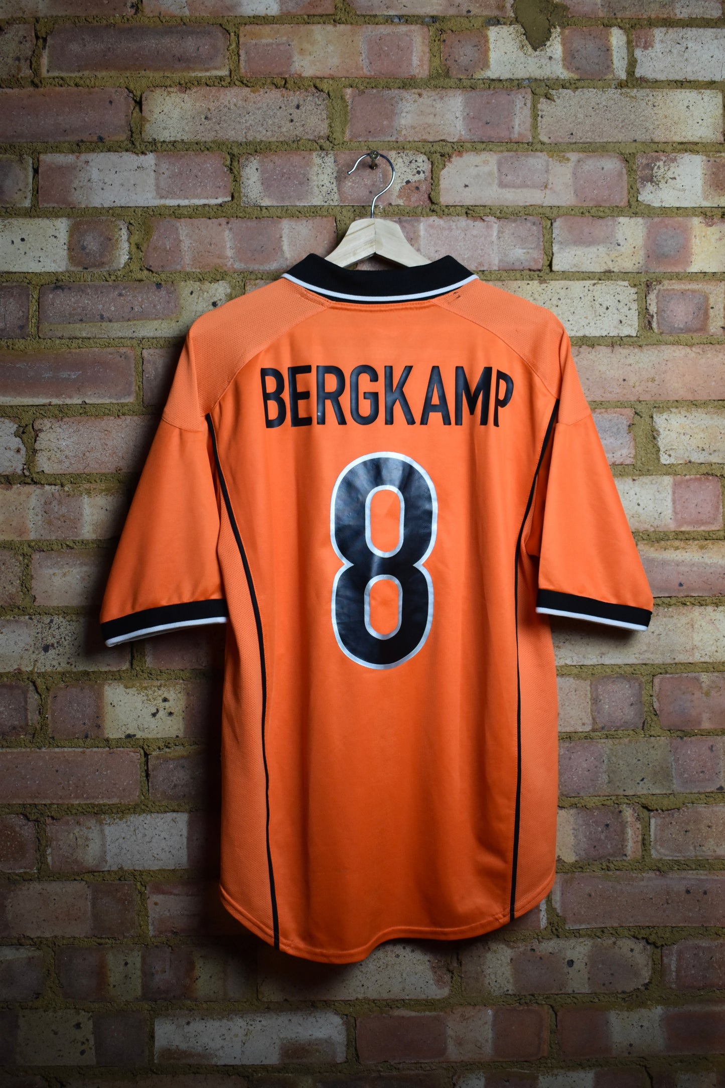 1998 Netherlands home shirt *BERGKAMP #8* - M