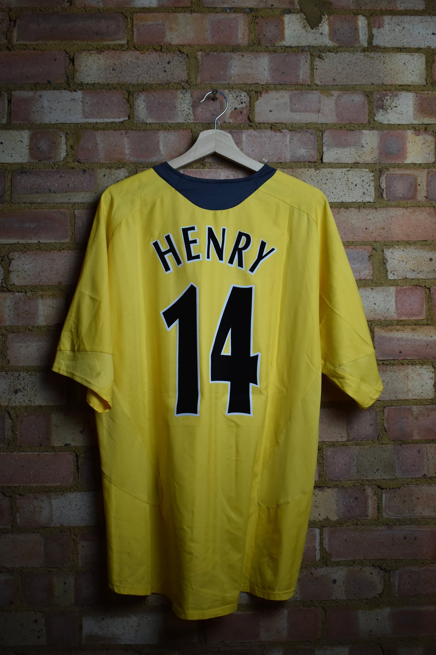 2005/06 Arsenal away shirt *HENRY #14* - L