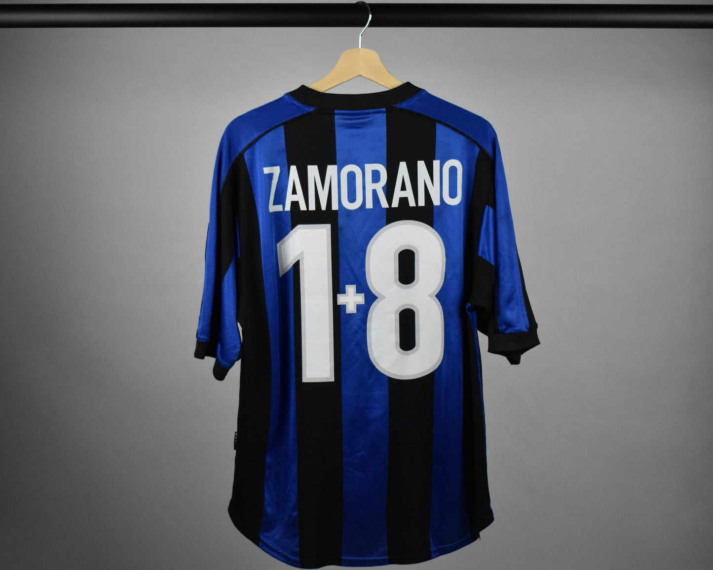 1999/00 Inter Milan Home shirt (#1+8 ZAMORANO) - M