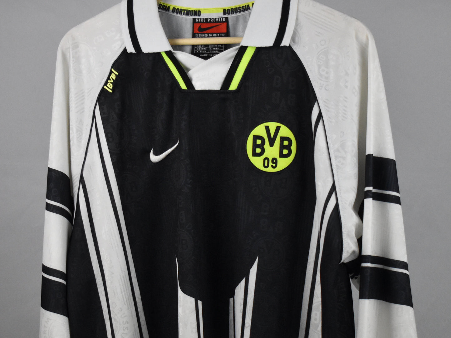 1996/97 Dortmund UCL away shirt *PLAYER SPEC* - XL