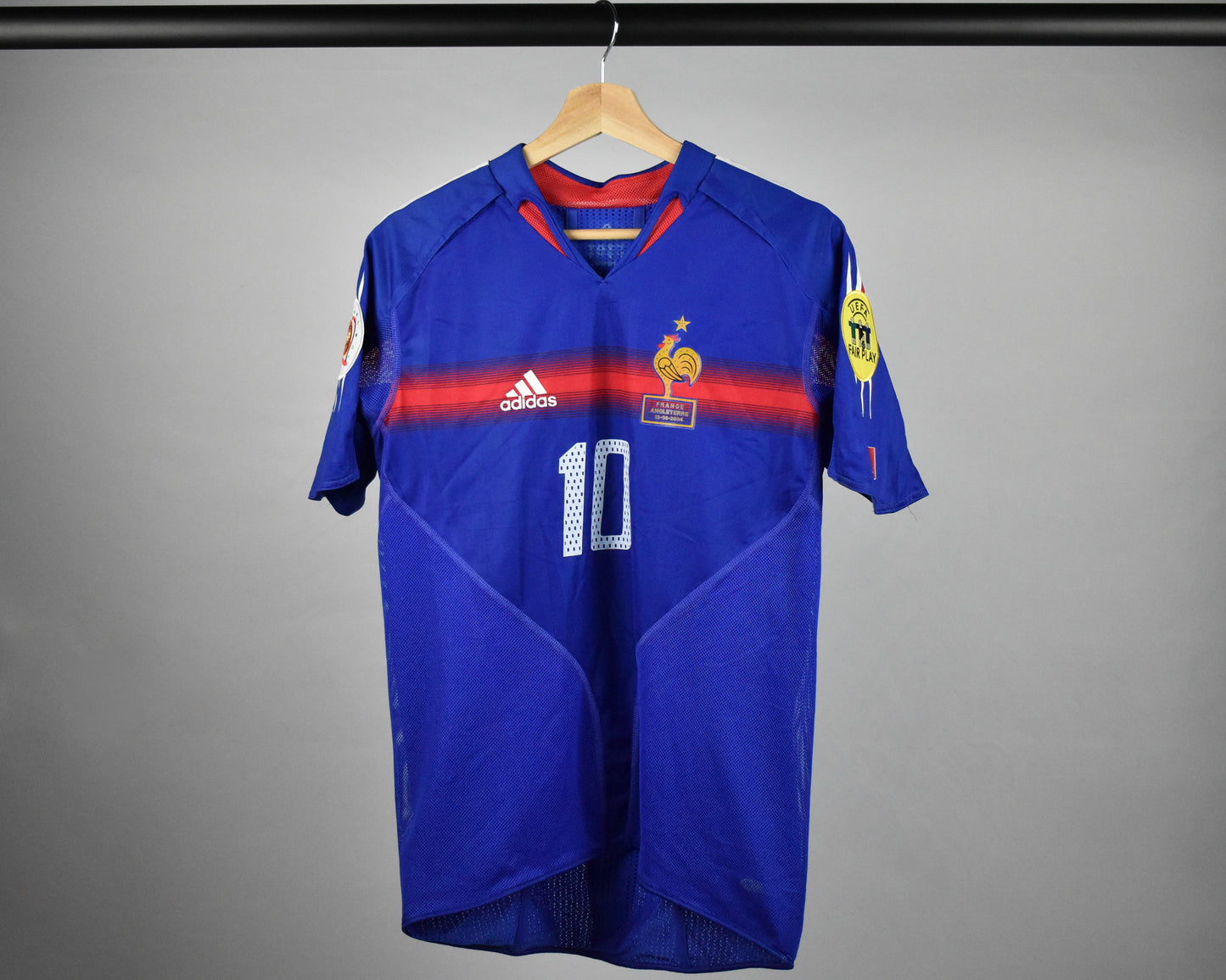 2004 France *PLAYER ISSUE* home shirt (#10 ZIDANE) - S
