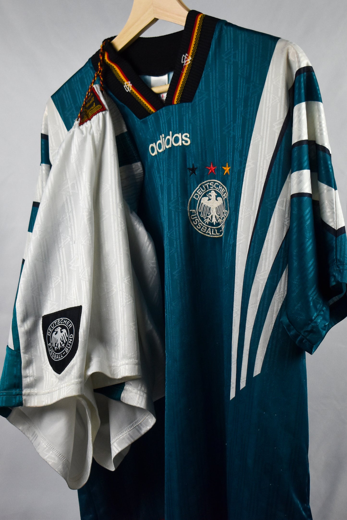 1996 Germany away *FULL KIT*-XL/32"