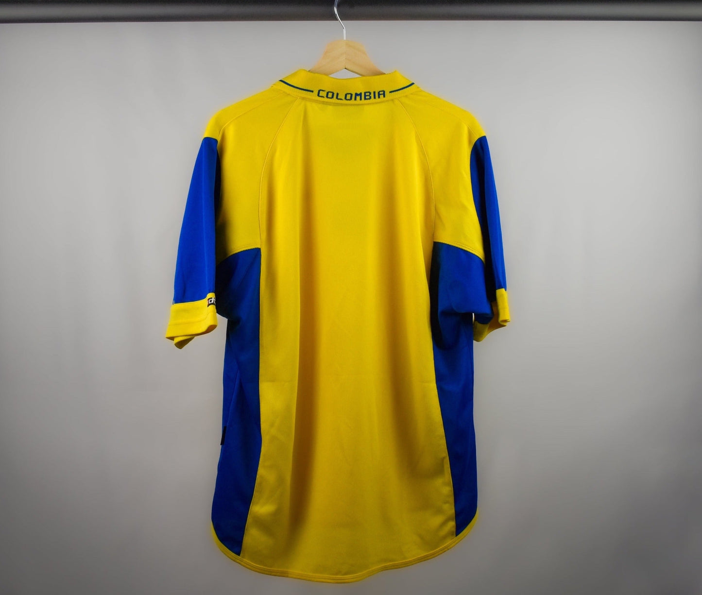 2003 Colombia home shirt-L