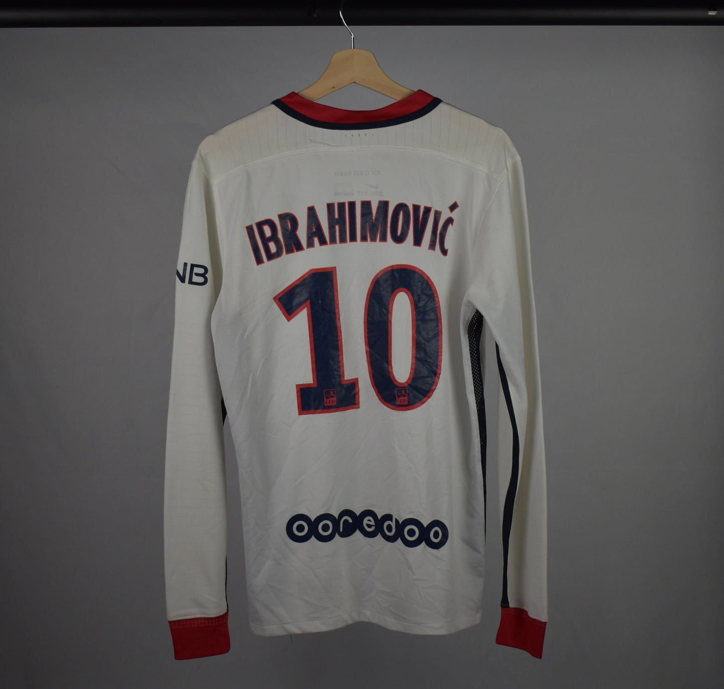 2015/16 PSG away shirt (#10 IBRAHIMOVIĆ)-M
