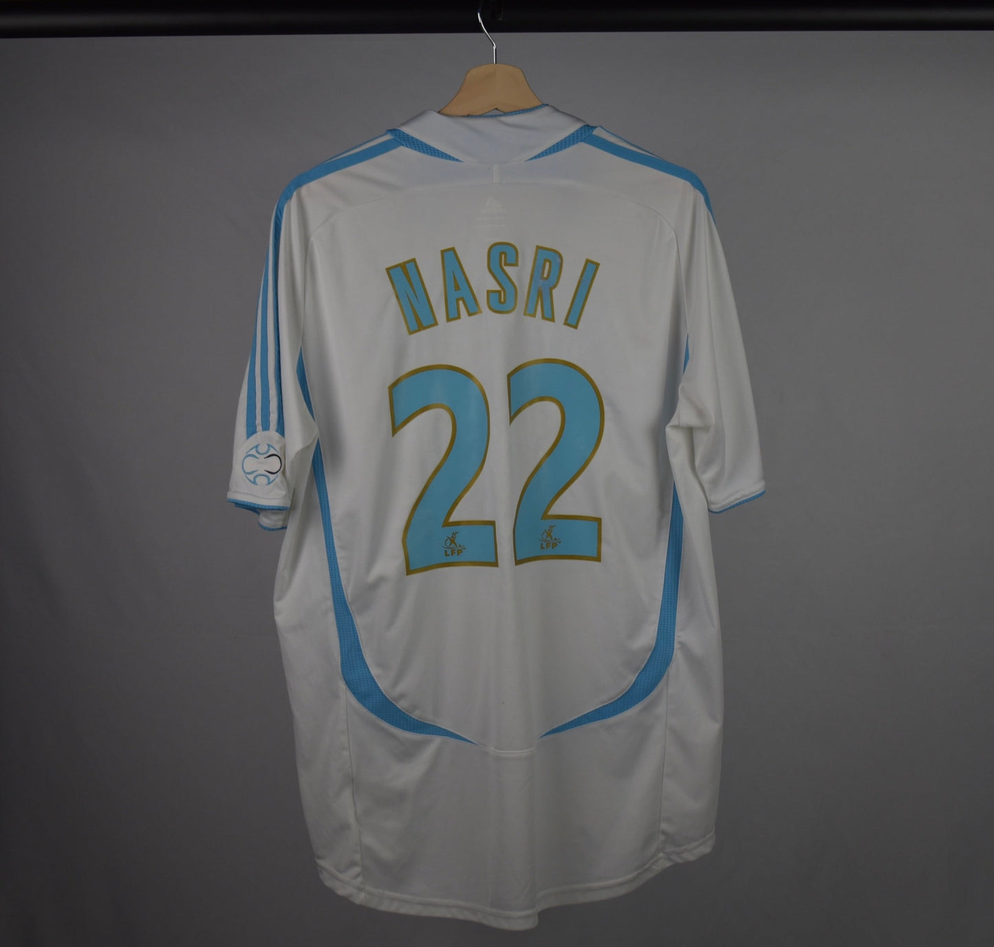 2006/07 Marseille home shirt (NASRI #22)-L