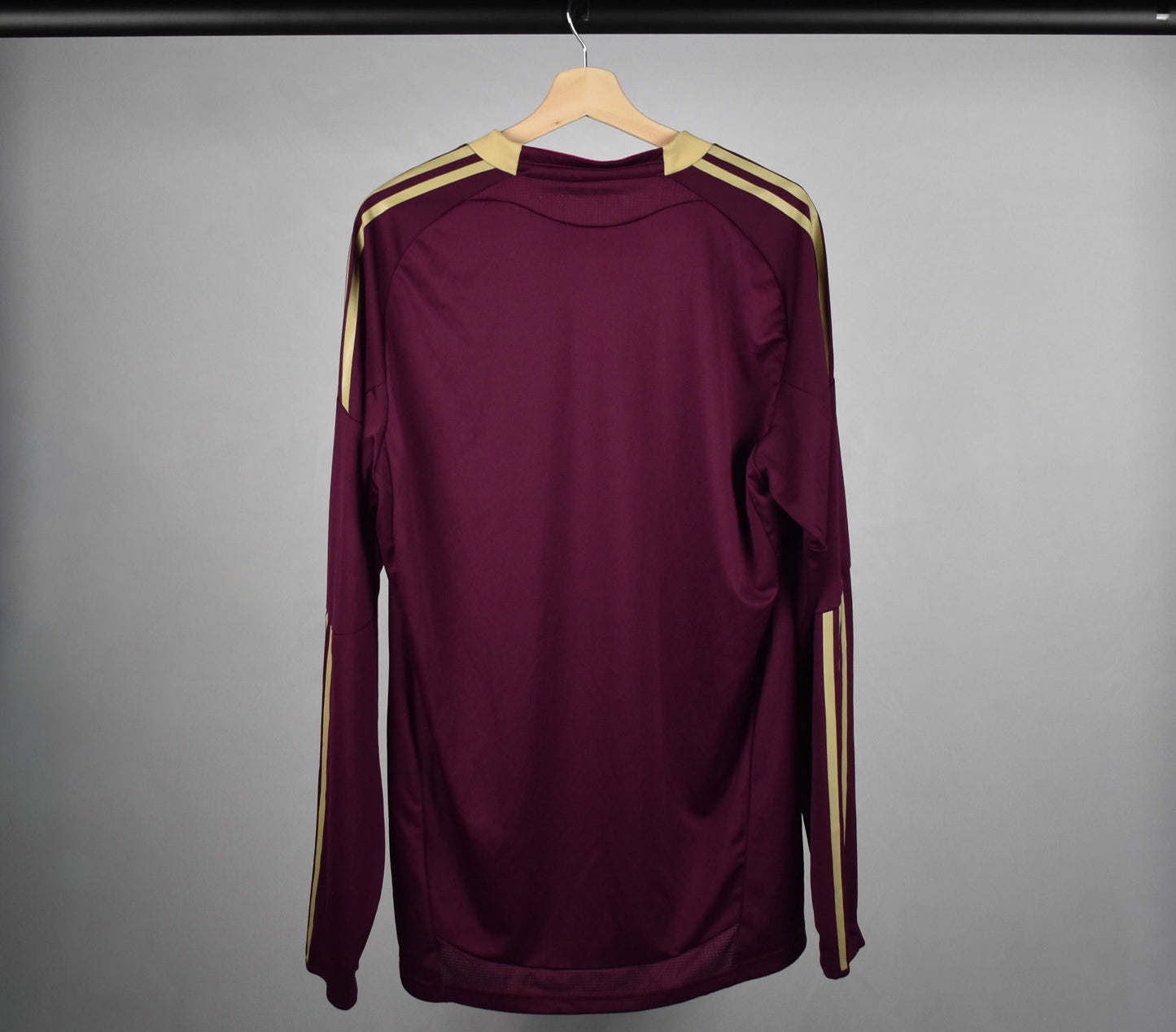 2010/11 Lyon away shirt *PLAYER ISSUE*-XL