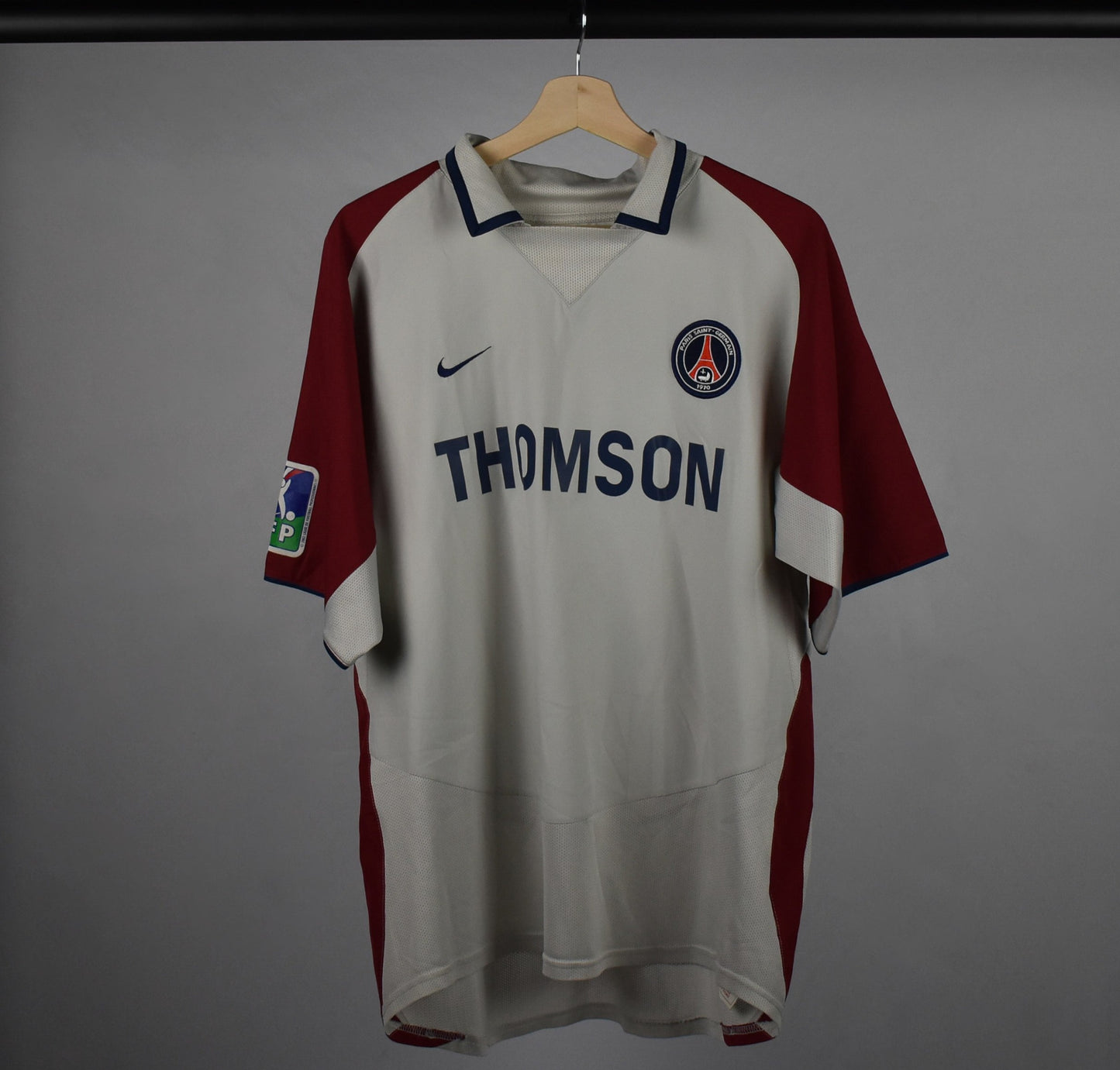 2003/04 PSG away shirt (#9 PAULETA)-L