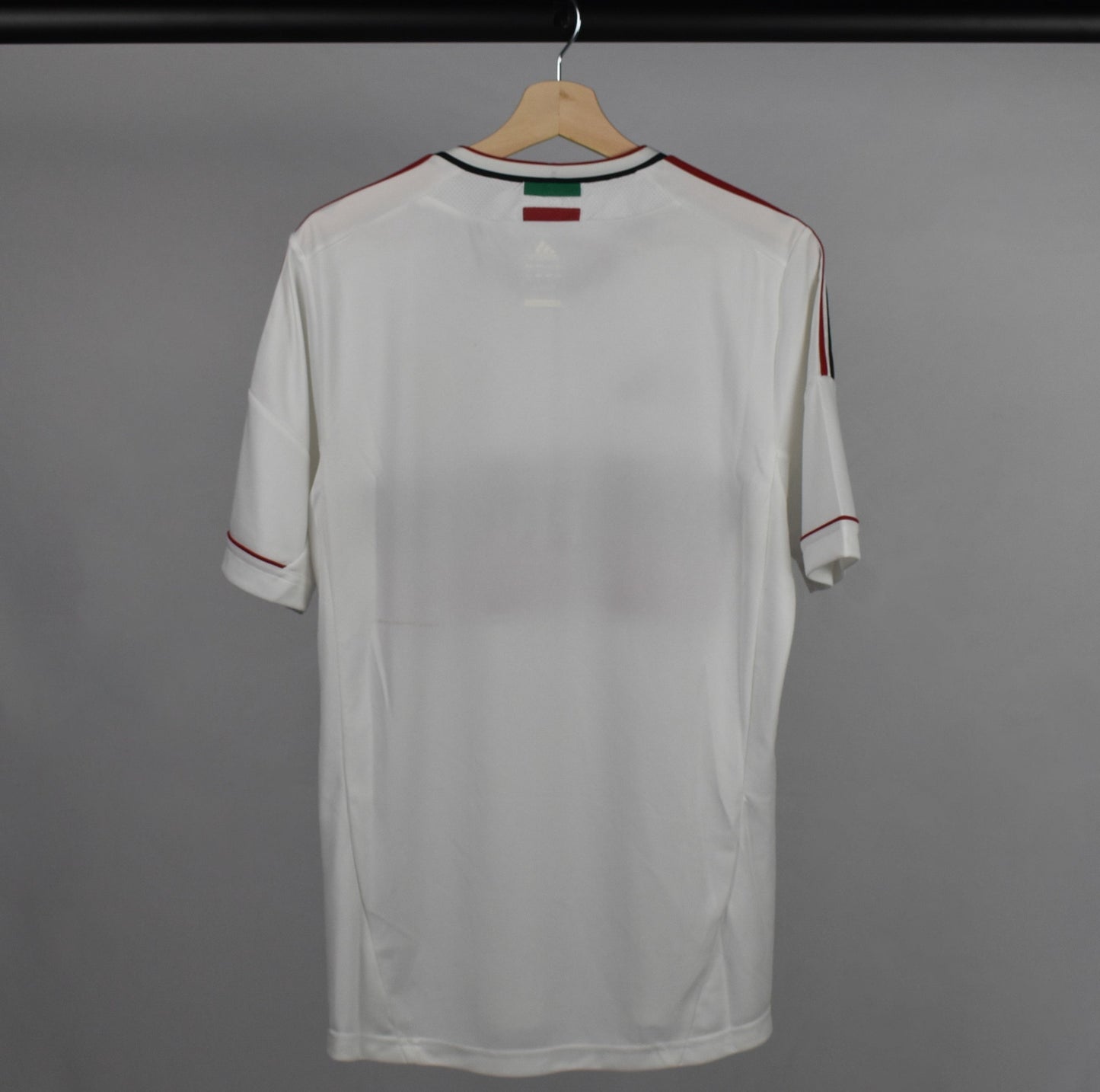 BNWT 2012/13 AC Milan away shirt-M