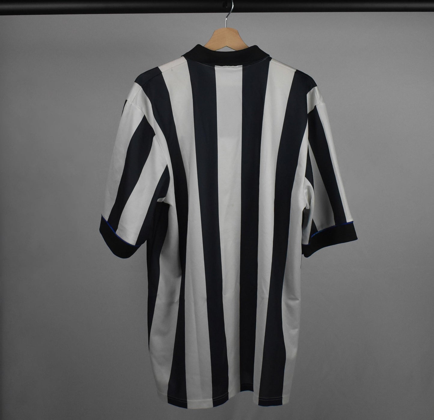 1993-95 Newcastle home shirt-XL