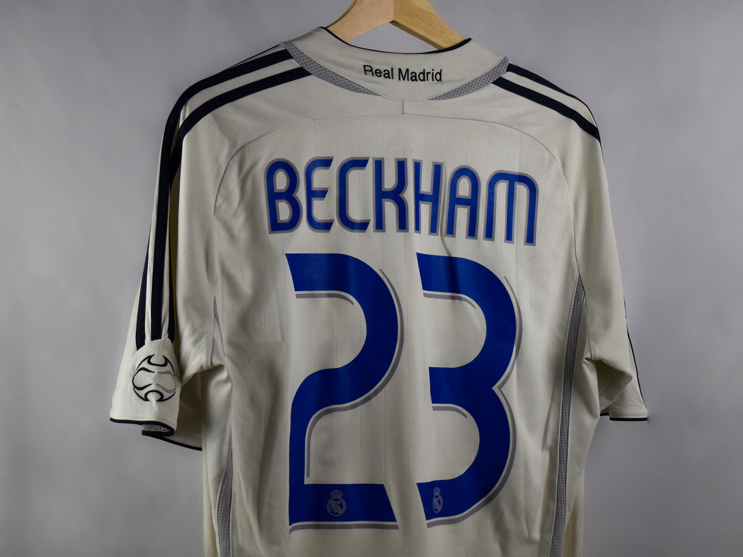 2006/07 Real Madrid home shirt (BECKHAM #23)-M