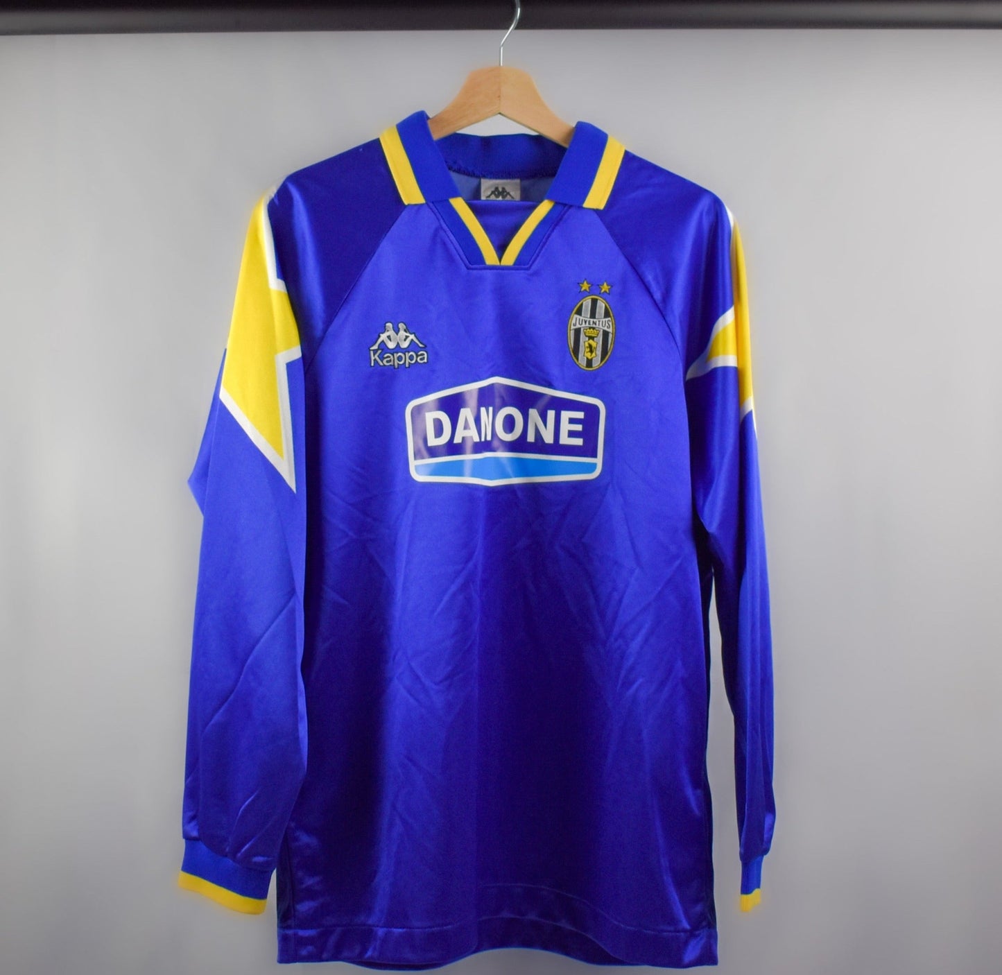 1994/95 Juventus away shirt-L