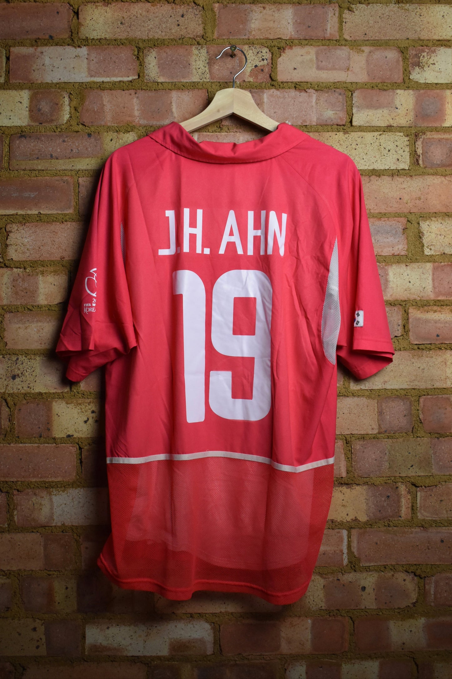 PLAYER ISSUE 2002 South Korea home shirt *JH AHN #19* - L