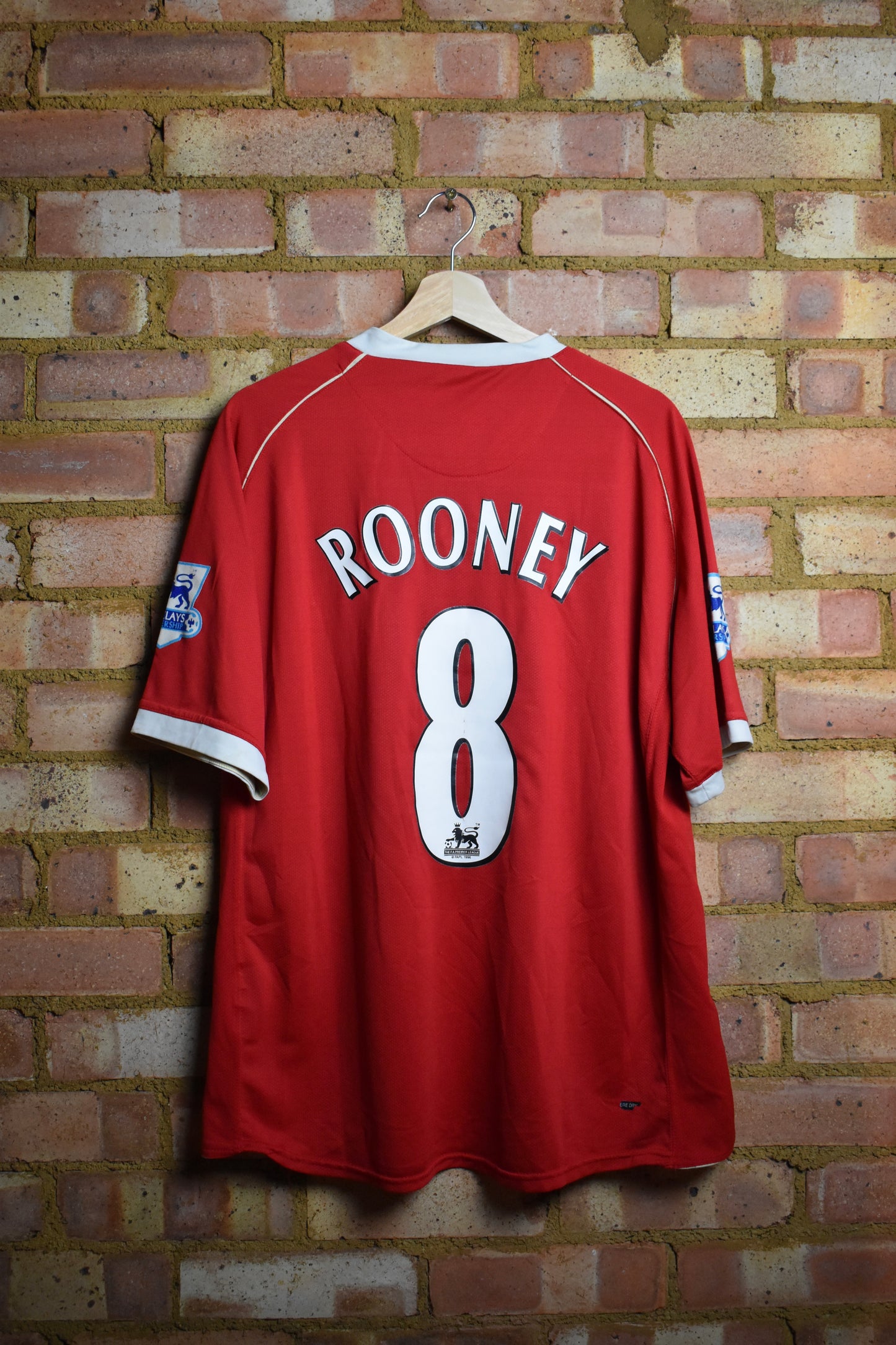 2006/07 Manchester United home shirt *ROONEY #8* - XL