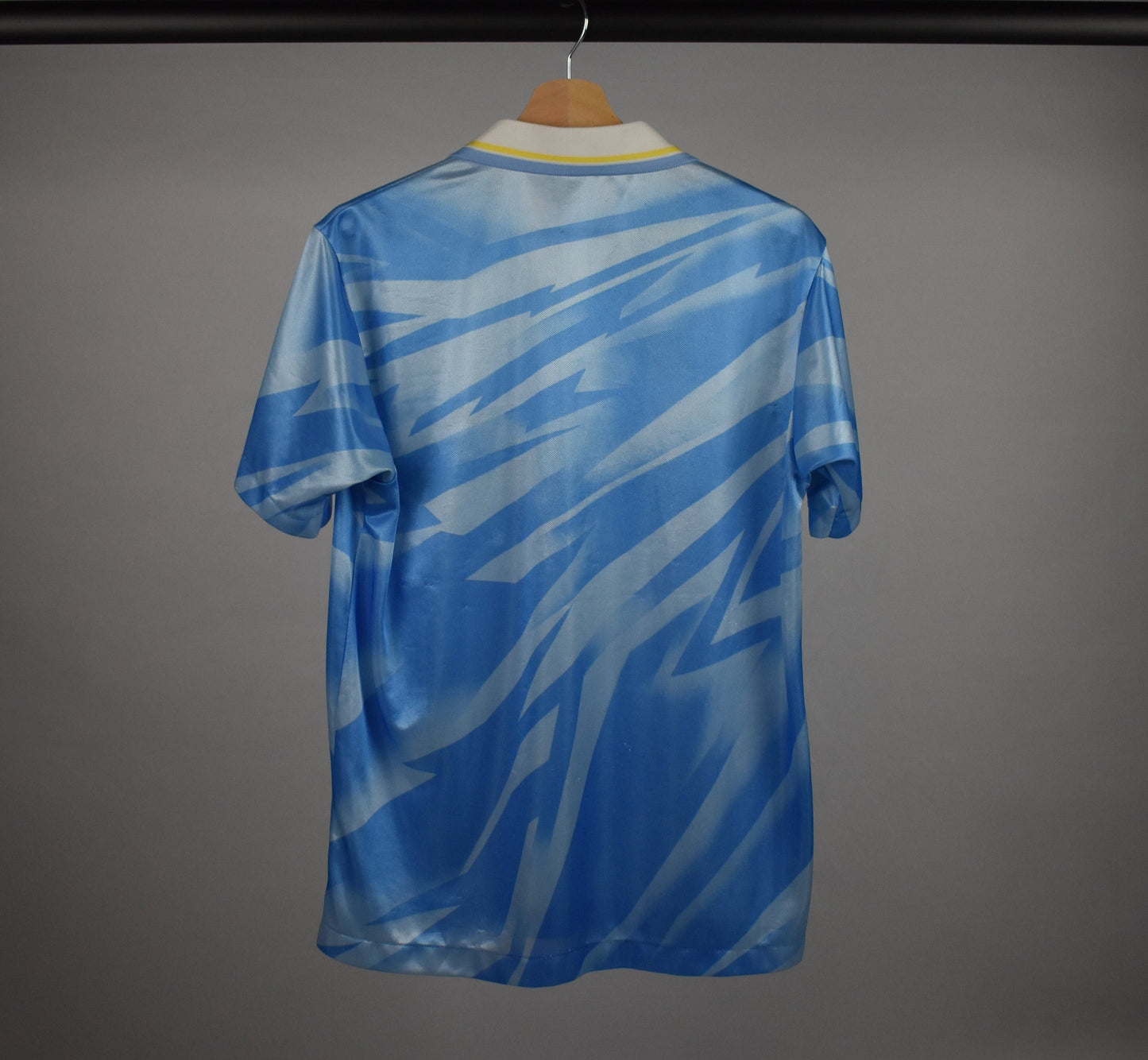 1995/96 Jubilo Iwata home shirt- L