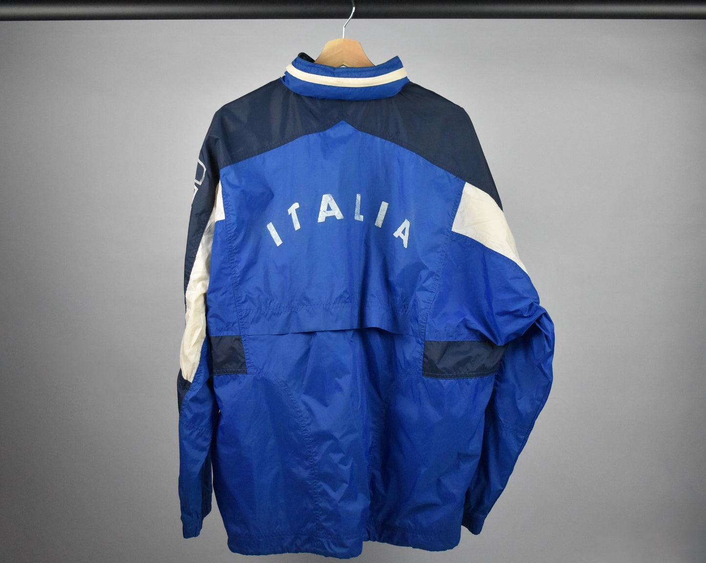 1996/97 Italy rain jacket - M