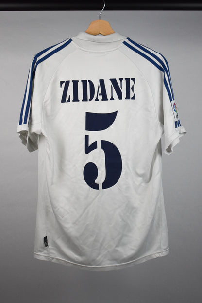 2001/02 Real Madrid home shirt *ZIDANE #5* - S