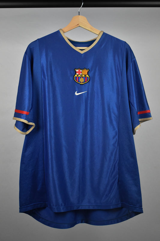 2001/02 Barcelona third shirt - L