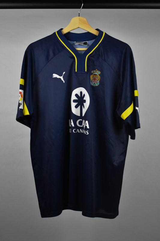 2001/02 Las Palmas away shirt - L