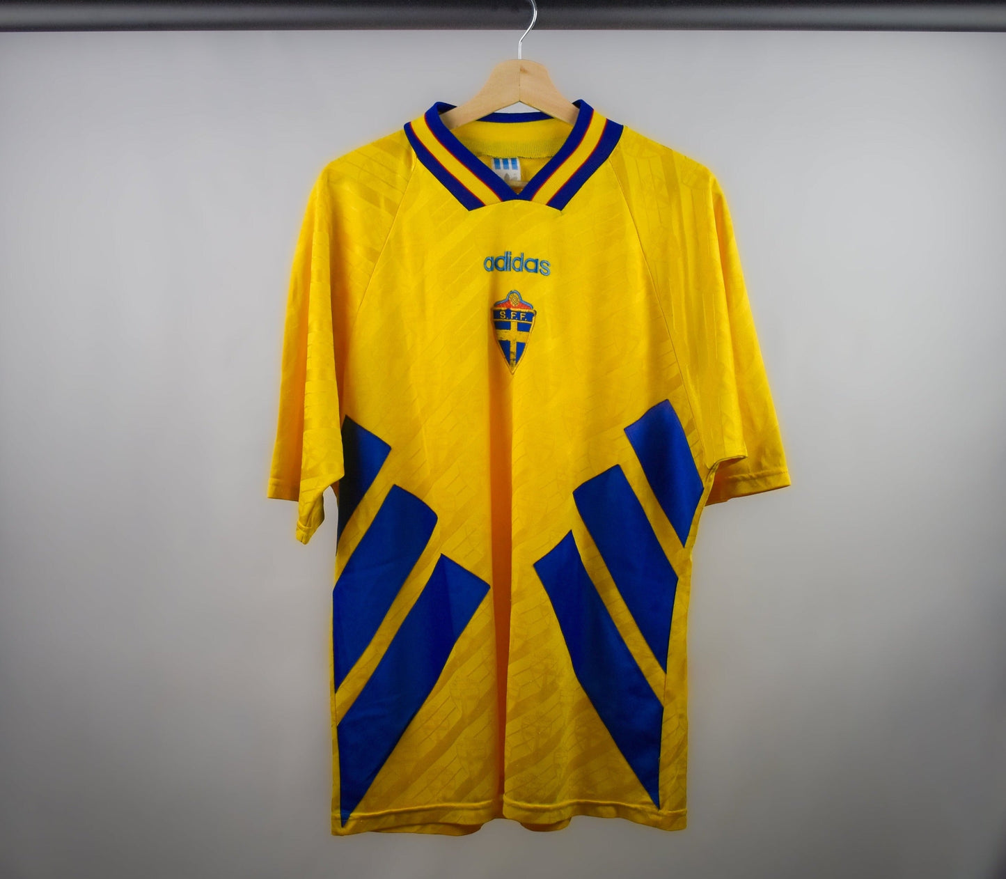 1994 Sweden home shirt-L