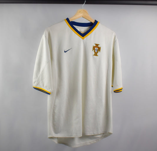 2000/02 Portugal away shirt-L