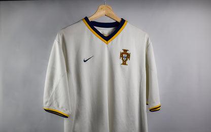 2000/02 Portugal away shirt-L