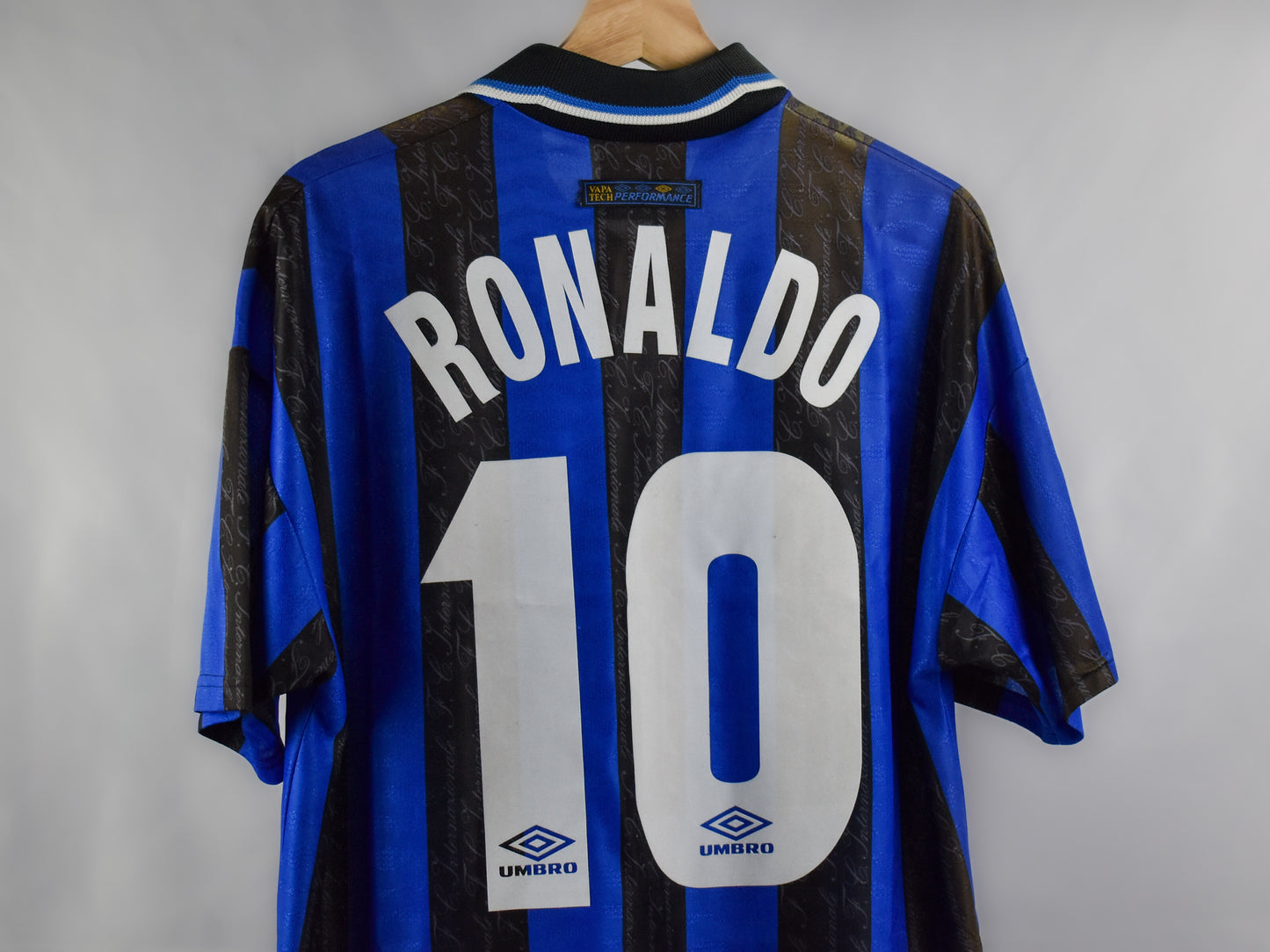 1997/98 Inter Milan home (RONALDO #10) shirt-M